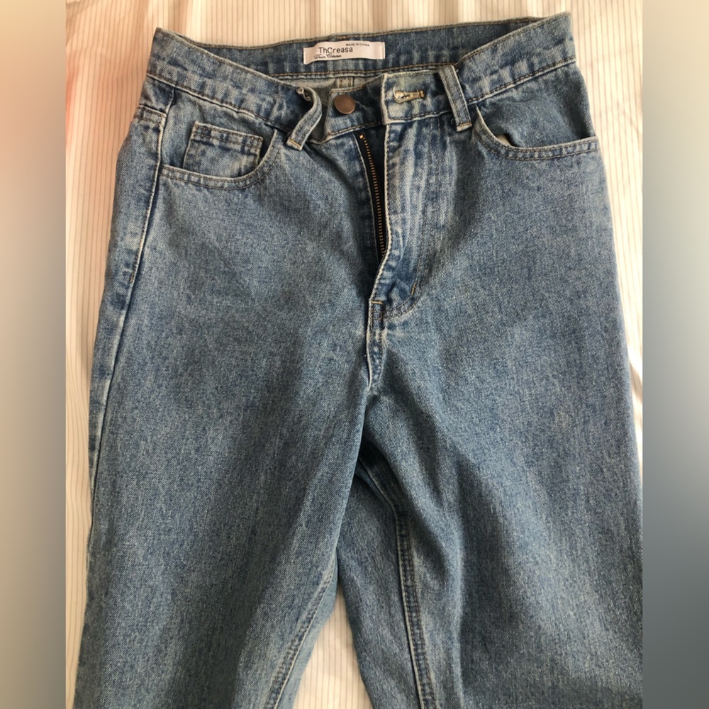 ThCreasa mom jeans